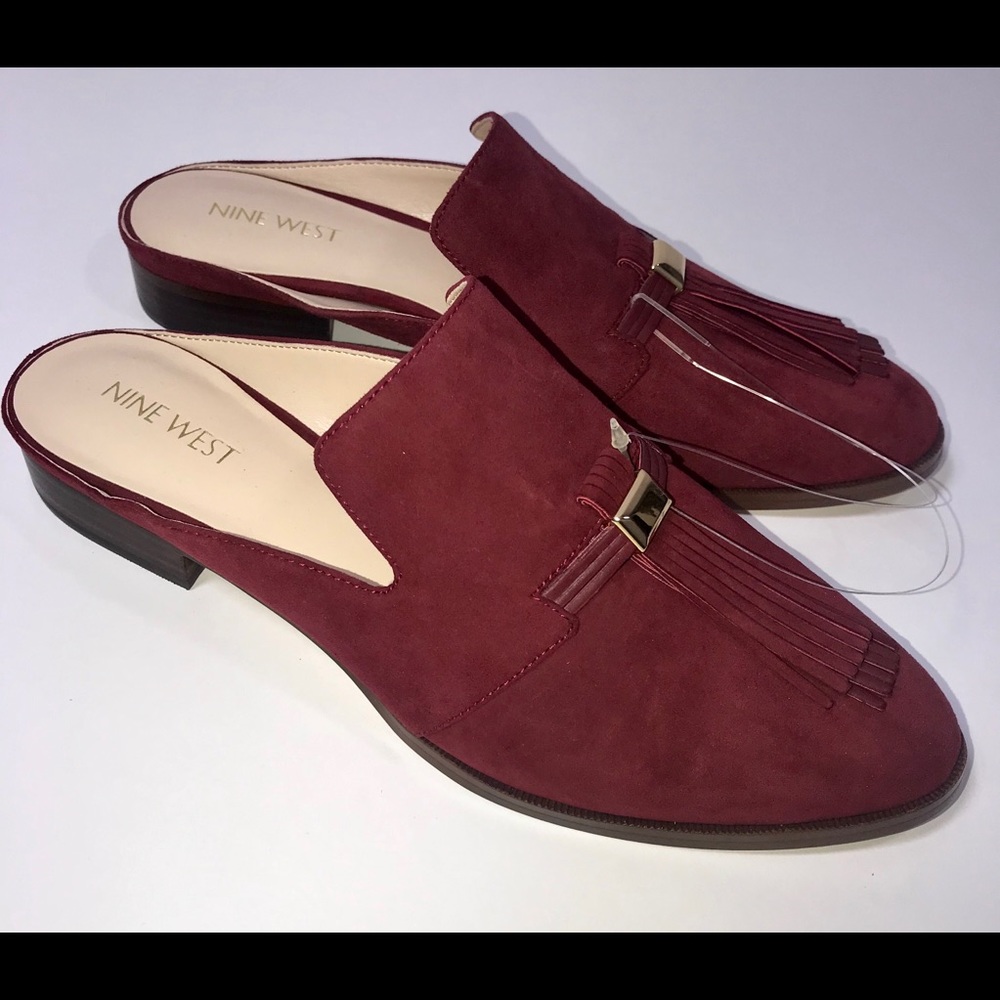 NWB Nine West mules burgundy with leather tassel